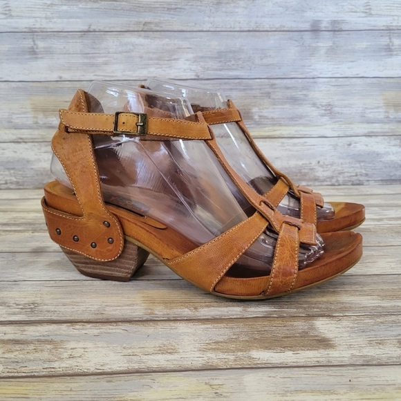 Everybody by BZ Moda Tan Leather Block Heel Strappy Sandals Women's EU 39/US 8.5 - Picture 1 of 11